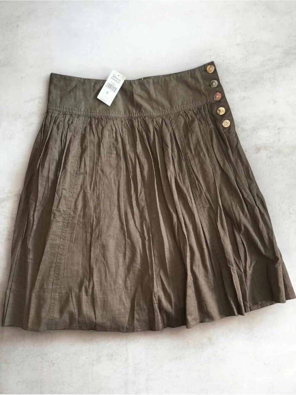 Banana Republic Vintage 2007 Cotton Pleated Side Button Skirt Brown Size 6 NWT